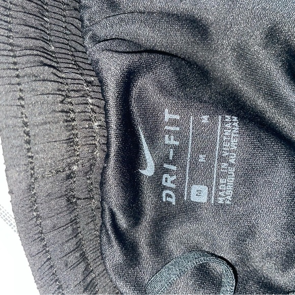 Nike Women's Black and  Light Blue/Teal Running Shorts Medium - Picture 2 of 3